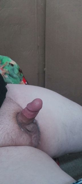 Playing with my penis until I cum