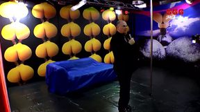 Ggg - Fill Me up Now! - Brunette in Lingerie Gets Creampie on Green Couch