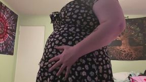 big bellied tatted girls fit checks and belly rubs!