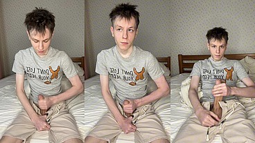Three Days Abstinence Ends In Twink Bed Flooding