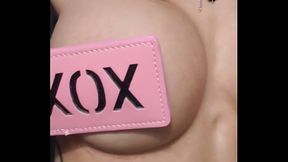 Je commence &agrave_ jouer avec ma tapette pr&eacute_f&eacute_r&eacute_e hummm regarde mes seins