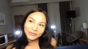 apresento a voces, maya bell gravou pela primeira vez conteudo adulto