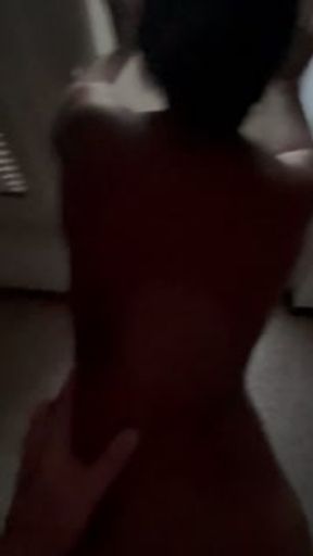 Baise au soleil levant interracial