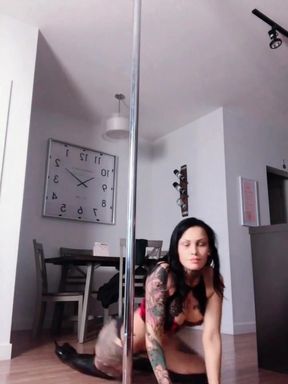 Tattoed Babe Dancing