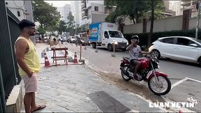 Viado faz ido de coxinha, mas na verdade estava louco na Lingui&ccedil_a!