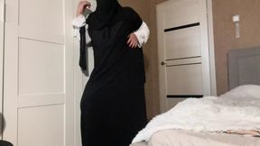 Stepmom in hijab shows pantyhose to her stepson