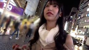 Expert Pachislot Player Yu Tubur Masterfully Teases with Craftsmanship Skill