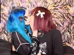 Hot amateur webcam teen masturbates for their fans