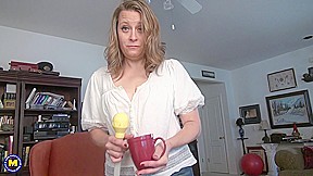 Horny Milf Indigo Has Fun With Cum - MatureNl