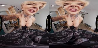 Seductive VR Salon Session with a Steamy Twist and Intimate Role Play