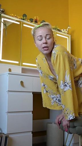 Your Mate’s MILF Catches You Watching: Lick My Pussy While You Jerk