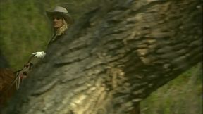 Outdoor fuck in the far west for Taylor Rain