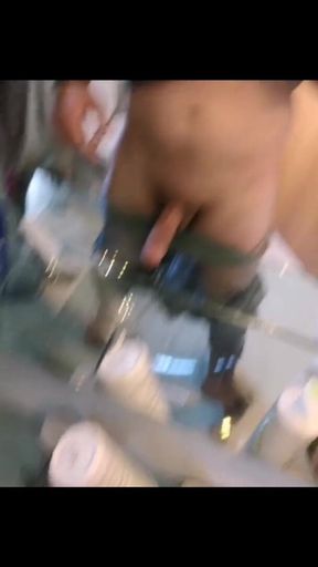 Hot Guy Moaning Loud While Jerking off