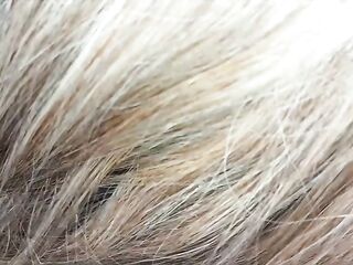 Llamé al técnico, me folló la boca y me dejó el culo chorreando de leche