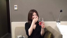 Amateur MILF Yurika gets fucked hard and squirts