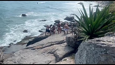 Sexo na praia de nudismo