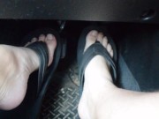 Feet Pedal Pumping Kia Sorento
