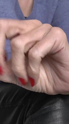 Lady Victoria Valente - Finger Snapping, Red Fingernails, JOI