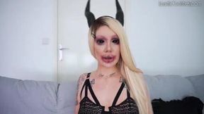 Satanica Dea - bestemmie - blasfema - demon joi - succubus - scary religious goddess - goth girl - cosplay - monster - italiana - blasfemo