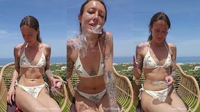 come smoke with me on holiday!
