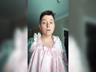 White closet sissy Deanna dresses and sucks bbc massive load