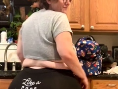 Amateur wild chick solo masturbation