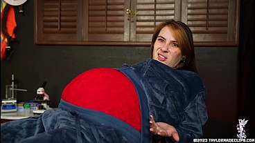 Ziva Fey - Pill Popping Pregnancy Body Swelling