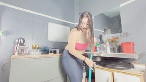 KIARA CLEANING AND FARTING HER OWN MANSION - BY KIARA NISSEI - CLIP FULL