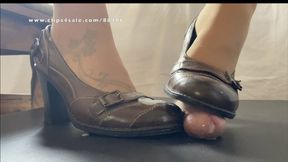 A Shoejob Cumpilation in Heels and Dirndl dresses - Cumshots from all our clips i am dressed in Heels and a traditional dress for the Oktoberfest - Different camera angles - HD