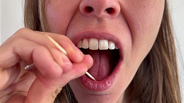 Disgusting eating on a first date, and it turns him on (Eating Fetish 3)