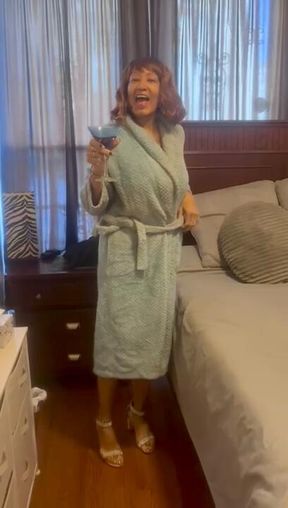 Strip Tease 2 Cock Tease!