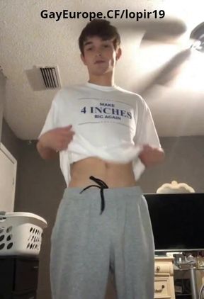 student in the dorm showed his cock