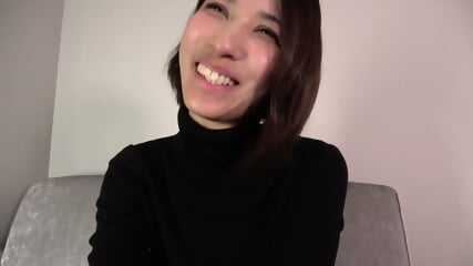 Cute Japanese Girl. Nice Smill And Nice Big Tits