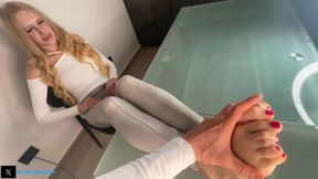 Blonde Amateur MILF Wants to Have Wide Soles Fucked and Cummed