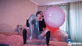Q767 Stashia sitpops many balloons while btp'ing RX25L - 1080p