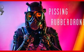Pissing Gay Rubberdrone