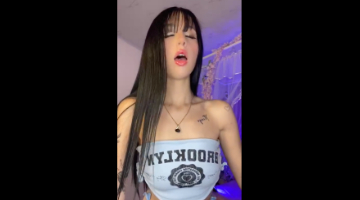 Brooklyn Babe Tease