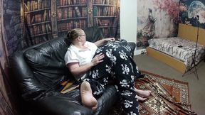 Domina Satana & Josephine, Foot Worship, Otk Spanking