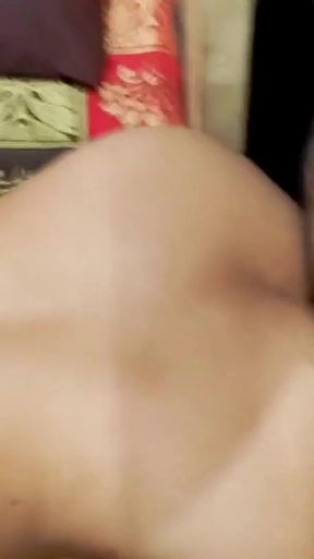 I always enjoy seeing a gynecologist at a private clinic!   Clip 1