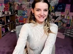 Amateur Webcam Teen Flashes Masturbates