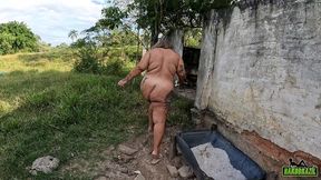 mary butterfly entra no mato com binho ted e leva uma gozada dentro do cu - casal mary butterfly e alexandre