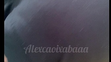 Deixando o cara mama gostoso meu pau