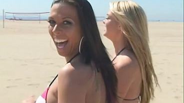 Rachel Starr and Friend Eat Each Other Out