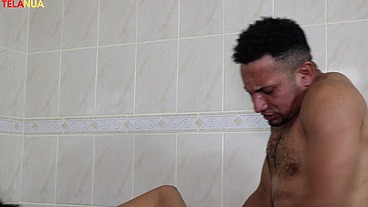 A CONVIDADA DESSA VEZ FOI *BIA HOT* VEJA COMO A ESTREANTE MANDA BEM COM UMA BENGALA GG