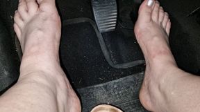 Sweaty stinky feet pedal pumping and cranking avi