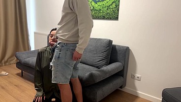 Stepbrother deceive stepsister and fucked her mouth for free