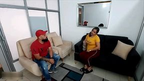 Me follo a la amiga de mi madrastra mientras le hace la visita y cumpl&iacute_ mi fantas&iacute_a sexual cojiendo con una HOT MILF - Porno en Espa&ntilde_ol