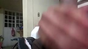 Amigo Chacal casado de Badoo jalandose la vergota parte 2