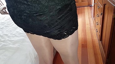 Dani_Leg in Tan Pantyhose and sexy Heels with a huge fountain cum