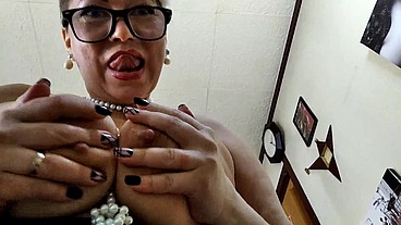 Top Russian mature whore # 1 MILF AimeeParadise. Part two: "A woman who almost always has a dick in her pussy..." )) Closeup only!
